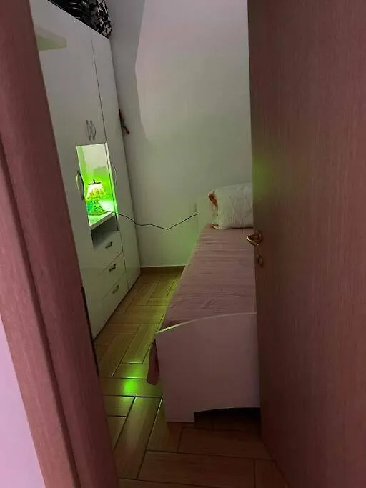 Apartment In The Center Of Vlore 0*,